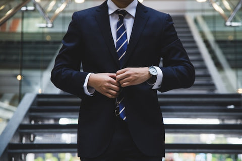 How a Personal Injury Lawyer Can Help After a Driving Injury