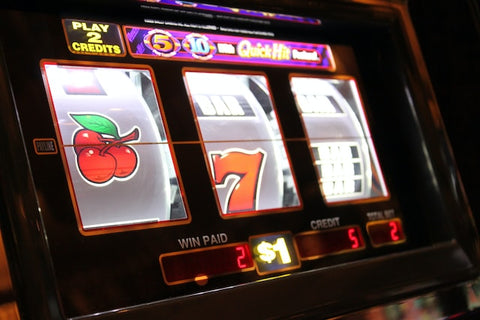 Heartfelt Spins: Exploring Love, Passion, and Romance in Heart-Themed Slot Games