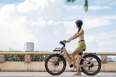 Urban Cycling Routes: Discovering Cities by Bike