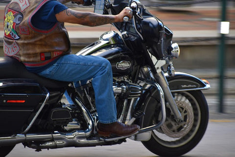 How Motorcycle-Inspired Denim Continues to Shape Modern Jeans Trends